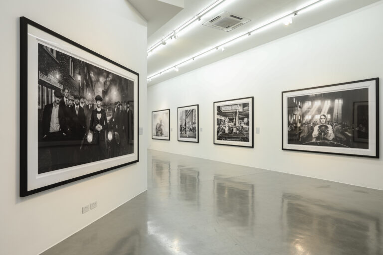 David Yarrow: 'Storytelling' at Maddox Gallery. Bespoke Framing and Fabric-wrapped Mats by Genesis.